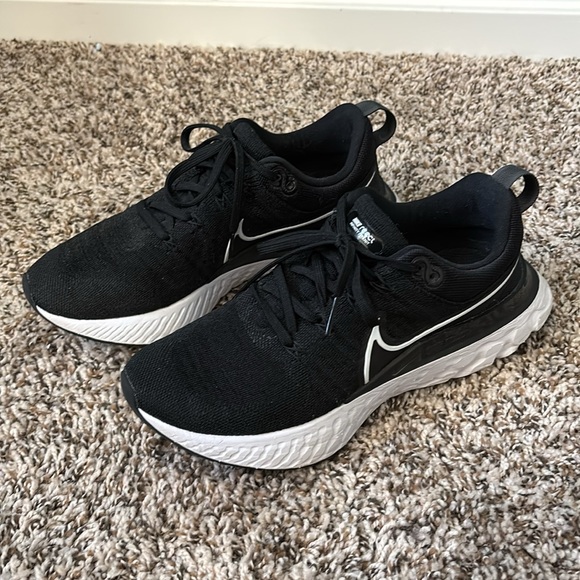 Nike React Infinity Flyknit - Picture 2 of 6